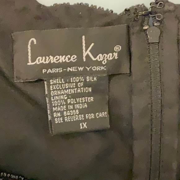 Laurence Kazan 1X black beaded top. Silk outer layer. All beads appear intact. - Picture 8 of 8